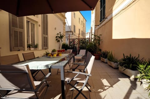 GIARDINO IN CITTA; CENTRALISSIMO Condo in Sanremo