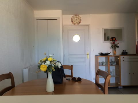 APPARTEMENT AVEC PISCINE Eigentumswohnung in Argeles-sur-Mer