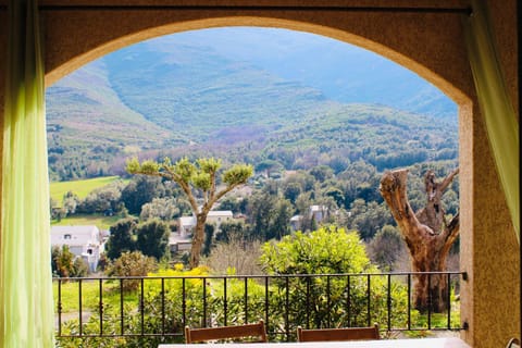 Natural landscape, View (from property/room), Balcony/Terrace, Mountain view