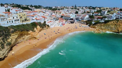 Casa Nuno Bed and Breakfast in Carvoeiro