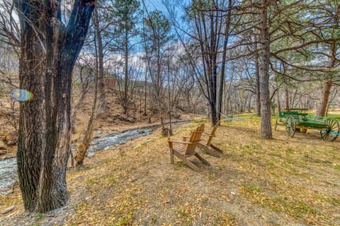 Paradise on the River, 4 Bedrooms, Sleeps 16, View, Deck, Grill, Hot Tub Haus in Ruidoso