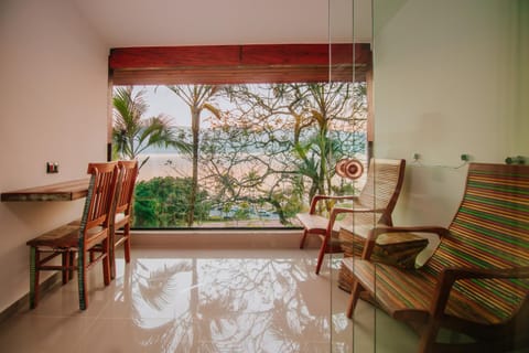 Garden, View (from property/room), Balcony/Terrace, Seating area, Dining area, Garden view, Sea view