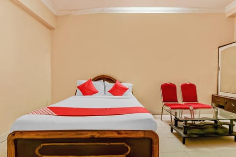 Sahasra Residency 43619 Near Nexus Hyderabad Hotel in Hyderabad