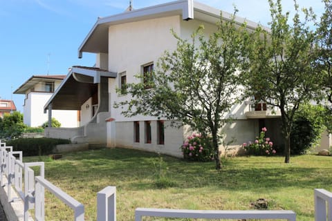 Property building, Garden view