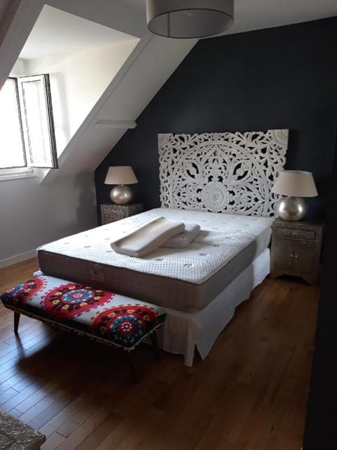 Villa de charme, séjour chez l'habitant Bed and Breakfast in Saint-Germain-en-Laye