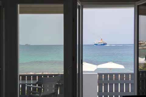 Facade/entrance, Living room, Seating area, Sea view