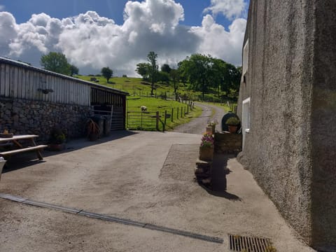 Row Farm Cottage House in Copeland District