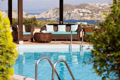 Patio, Pool view, Swimming pool