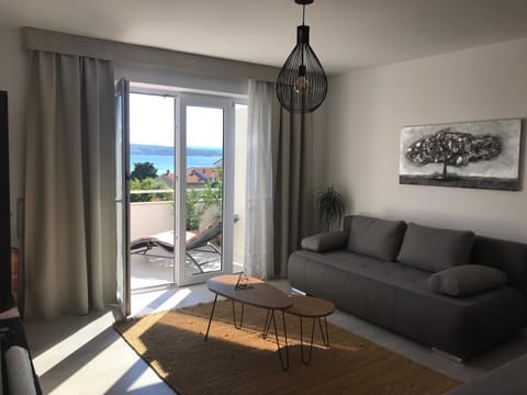 Living room, Sea view