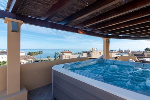 Hot Tub, Balcony/Terrace, Sea view