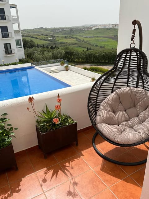 Day, Balcony/Terrace, Pool view