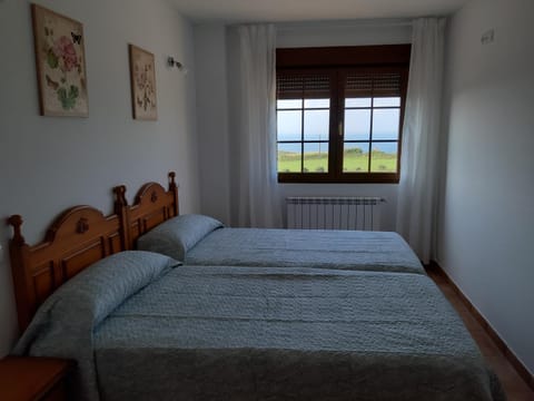 APARTAMENTOS EL SOLO Apartment in Western coast of Cantabria