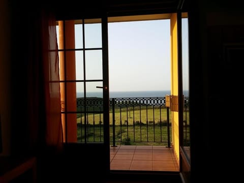 APARTAMENTOS EL SOLO Apartment in Western coast of Cantabria