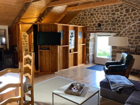 Living room, Bedroom