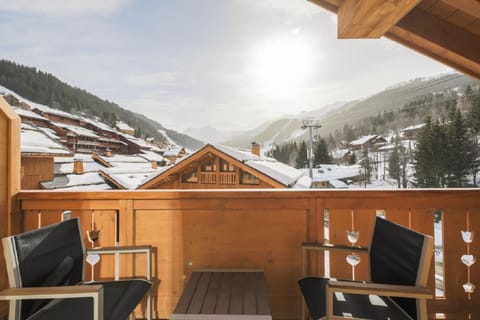 Balcony/Terrace, Mountain view