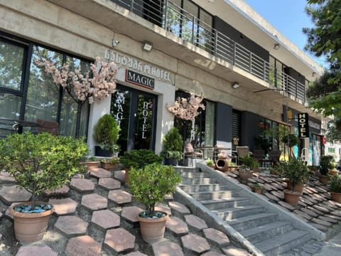 Property building, Facade/entrance, Garden view