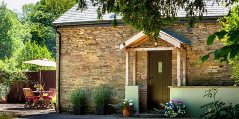 Patio, Facade/entrance, Garden