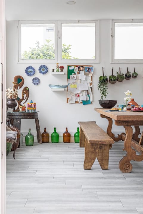 Food and drinks, Dining area