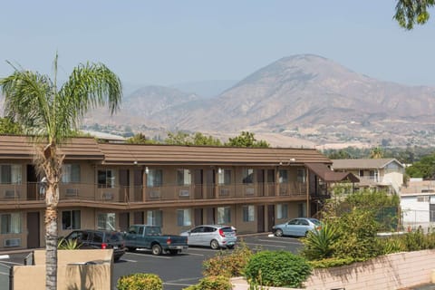 Days Inn by Wyndham in San Bernardino Hotel in Highland