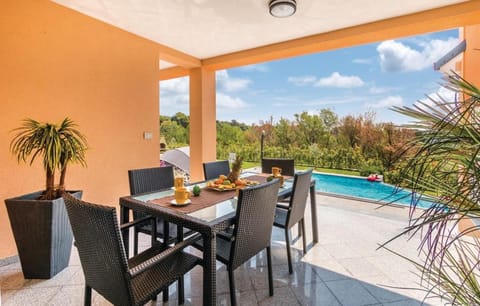 Balcony/Terrace, Pool view, Swimming pool