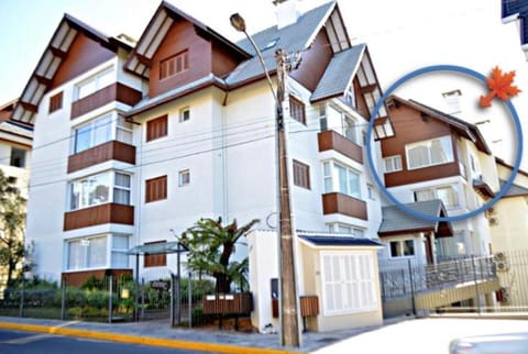 APTO DE LUXO, 3 SUITES, 1 MASTER E 2 AMERICANAS, CENTRO 300mtos RUA COBERTA, GRAMADO Apartment in Gramado