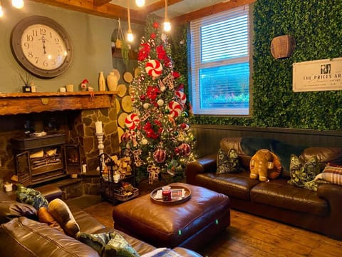 Private pub and inn waterfall country Escape Apartment in Wales