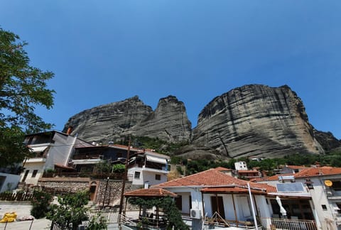 Nearby landmark, Mountain view