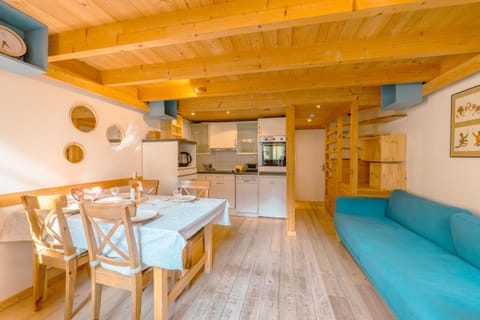 Résidence Grand Roc - Campanules 322 - Happy Rentals Condo in Chamonix