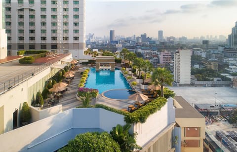 City view, Pool view, Swimming pool