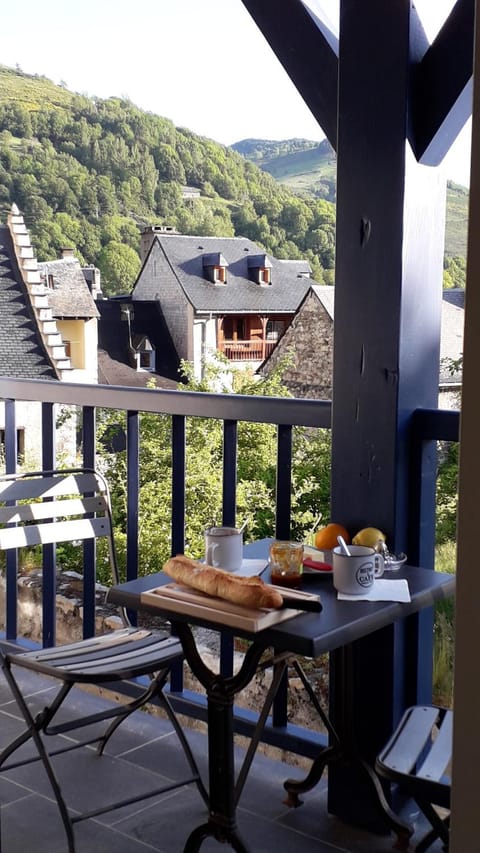 Le balcon face à l'Aspin Haus in Arreau