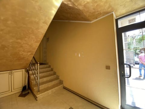 AL SHEIKH 5 BEDROOM LUXURY APARTMENT 1 Apartment in Yerevan