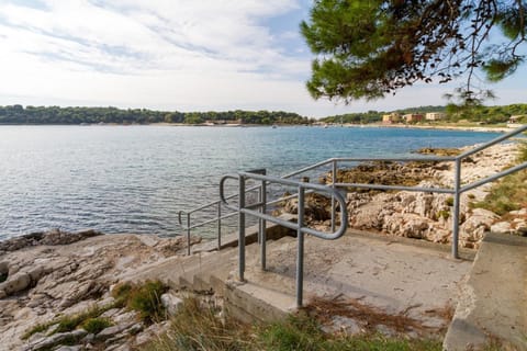 Apartments Tonka near beach and sea Bed and Breakfast in Pula