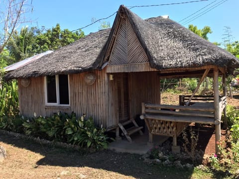 SEE-KEE-HOR Cafe and Hostel Ostello in Siquijor