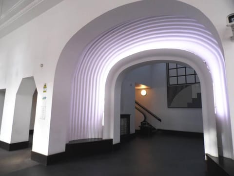 Art Deco Building on Vibrant Sauchiehall Street Apartment in Glasgow