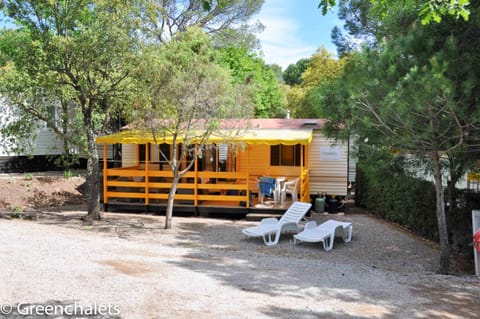 Greenchalets Lei Suves retro House in Roquebrune-sur-Argens