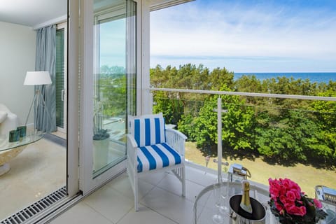 Apartament Playa Baltis 66 z widokiem na morze Condo in Miedzyzdroje