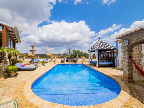 Pool view, Swimming pool, sunbed