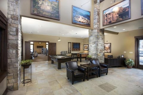Ski-in/Ski-out Village at Northstar Residence! - 310 Iron Horse South Casa in Northstar Drive