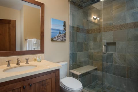 Luxury Village at Northstar Residence - Private Hot Tub! - Village Walk 7225 House in Northstar Drive