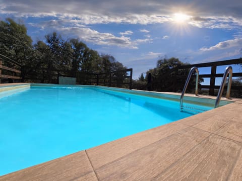 Day, Natural landscape, Pool view, Swimming pool