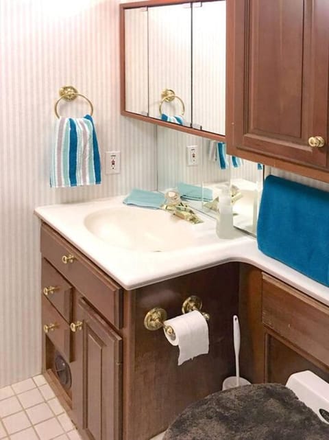 The Great Escape - Shirley House in Vancouver Island