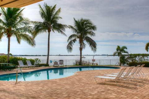 312 - Boca Ciega Resort Maison in Seminole