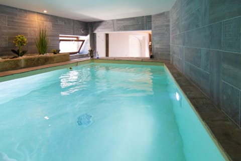 La Vermeillade Maxi-Jacuzzi & Terrasse privés à 7 mn de Sommières House in Calvisson