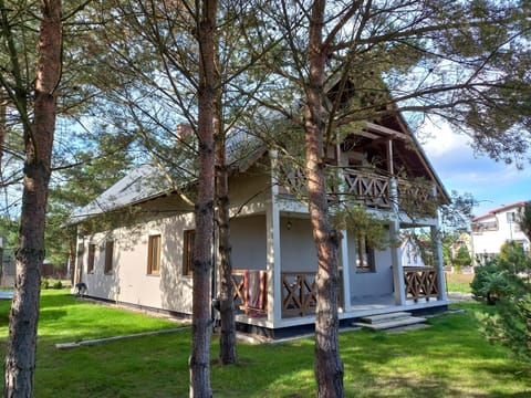 Property building, Natural landscape, Garden, Garden view