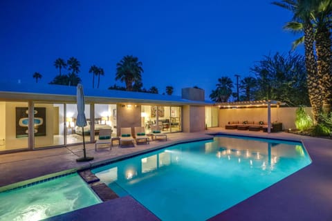 Movie Colony Palms House in Palm Springs