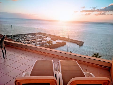 Magnificent Apt. with Sea View, Cliff & Marina Apartment in Acantilados de Los Gigantes