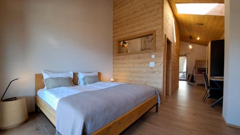 Chalet Diognysos B&B, Boutique Hotel Bed and Breakfast in Sierre