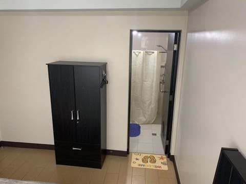 Cubao ManhattanHeights Unit 11A Tower B, 2BR Condo in Pasig
