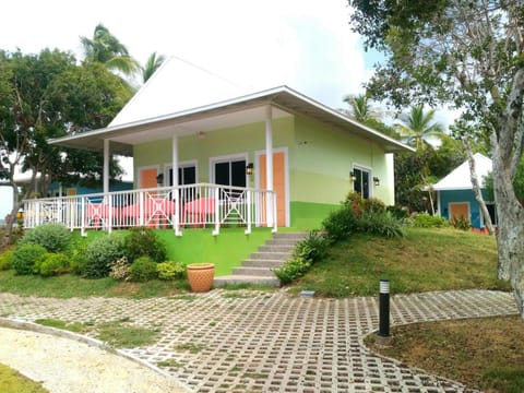 Property building, Day, Garden, Garden view