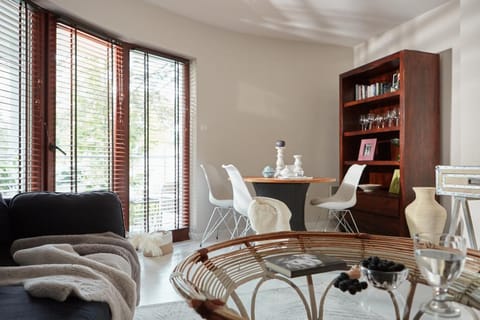 Library, Living room, Seating area, Dining area